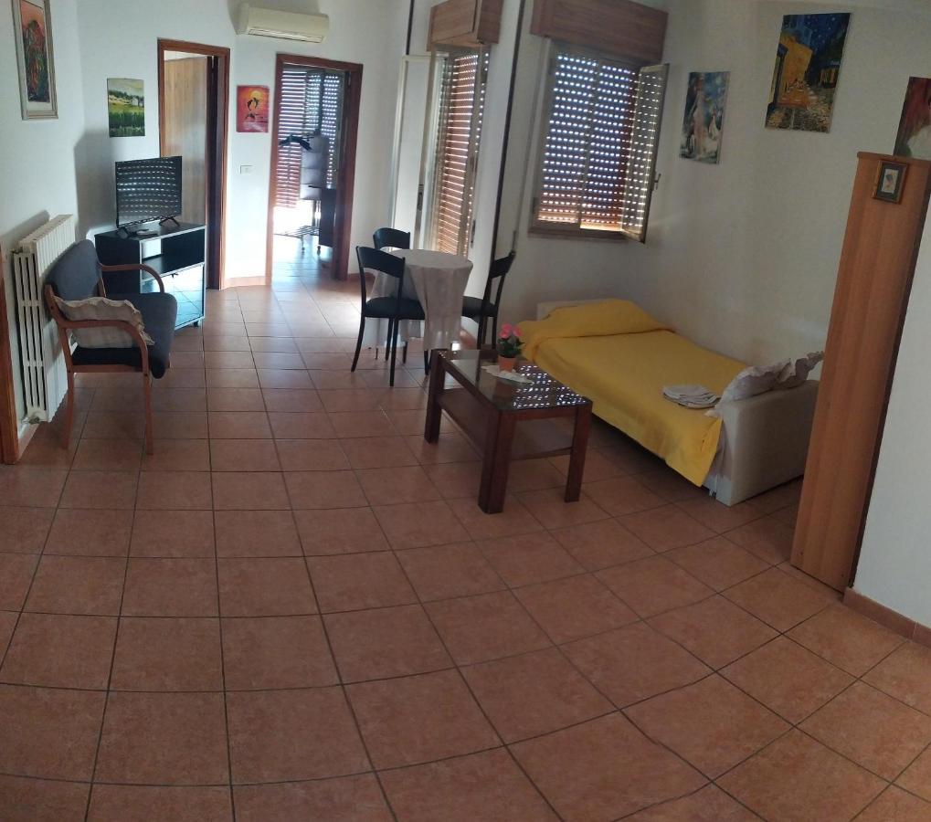 Casa La Rosa Tutto A Portata Di Mano Apartamento Marina di Ragusa Exterior foto